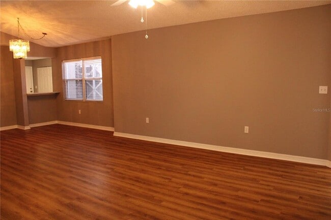 Building Photo - 1507 Lantana Ct