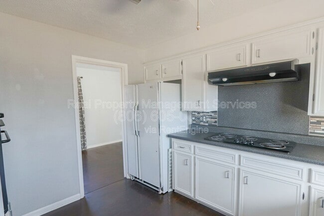 Building Photo - 3808 32nd St