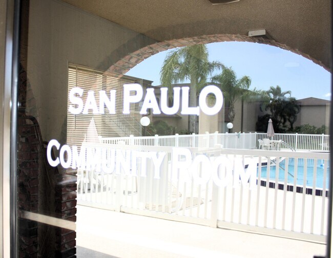 Building Photo - 123 San Paulo Cir