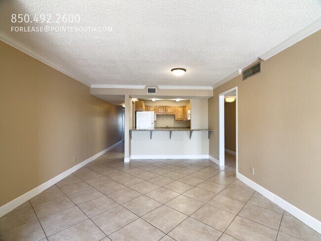 Building Photo - 14100 River Rd