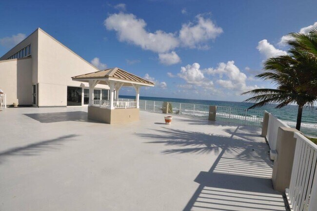 Building Photo - 4750 S Ocean Blvd