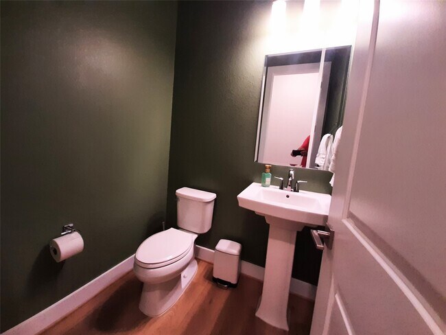 Building Photo - 8015 Allston Vlg Trl