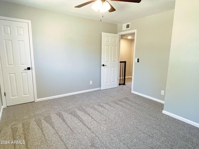 Building Photo - 6845 E Osborn Rd