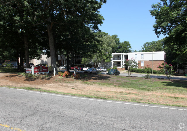 Primary Photo - Cedar Point Apartments