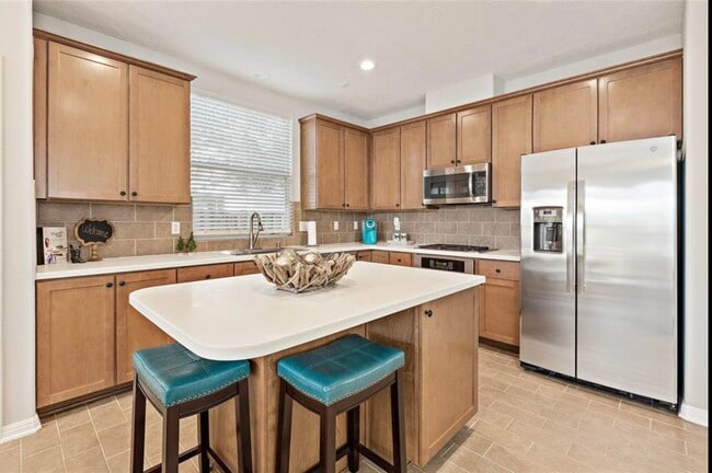 Building Photo - 46 Flickering Sun Ct