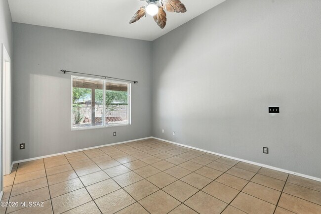 Building Photo - 7997 E Snakeroot Dr