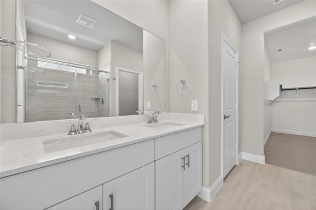 Building Photo - 513 Blanton St