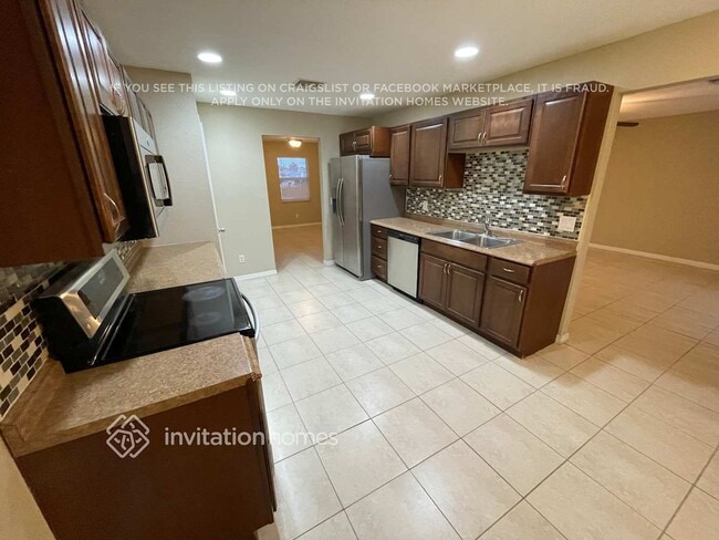 Building Photo - 3173 Pellam Blvd