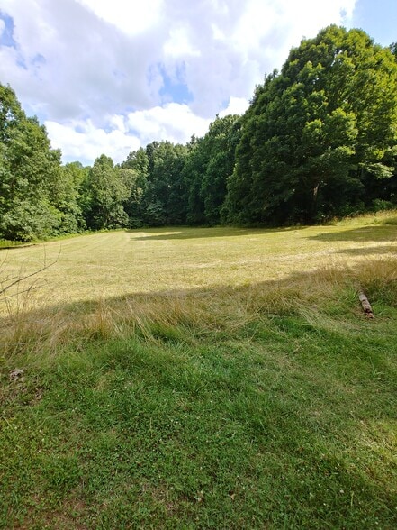 Building Photo - 1444 Simmons St