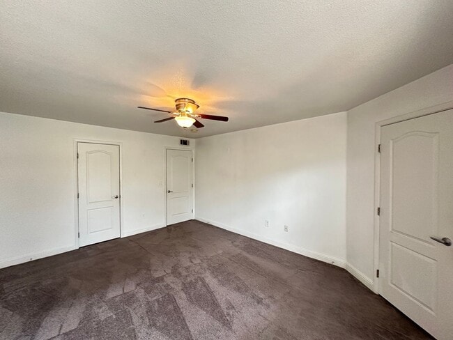 Building Photo - COPPER CANYON CONDO