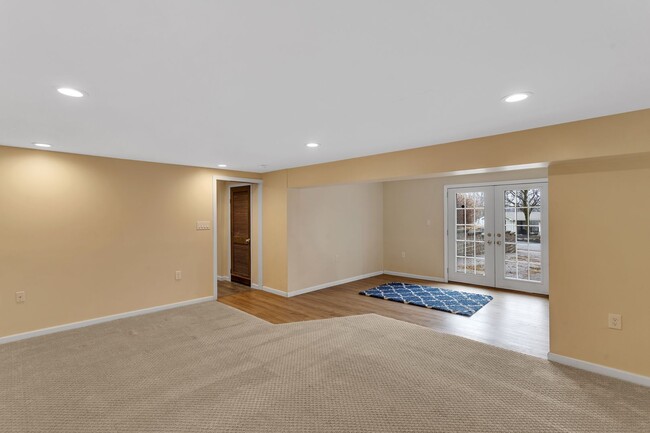 Building Photo - Updated 3BR Home Near Sewickley with Central Air & Finished Walk-Out Basement