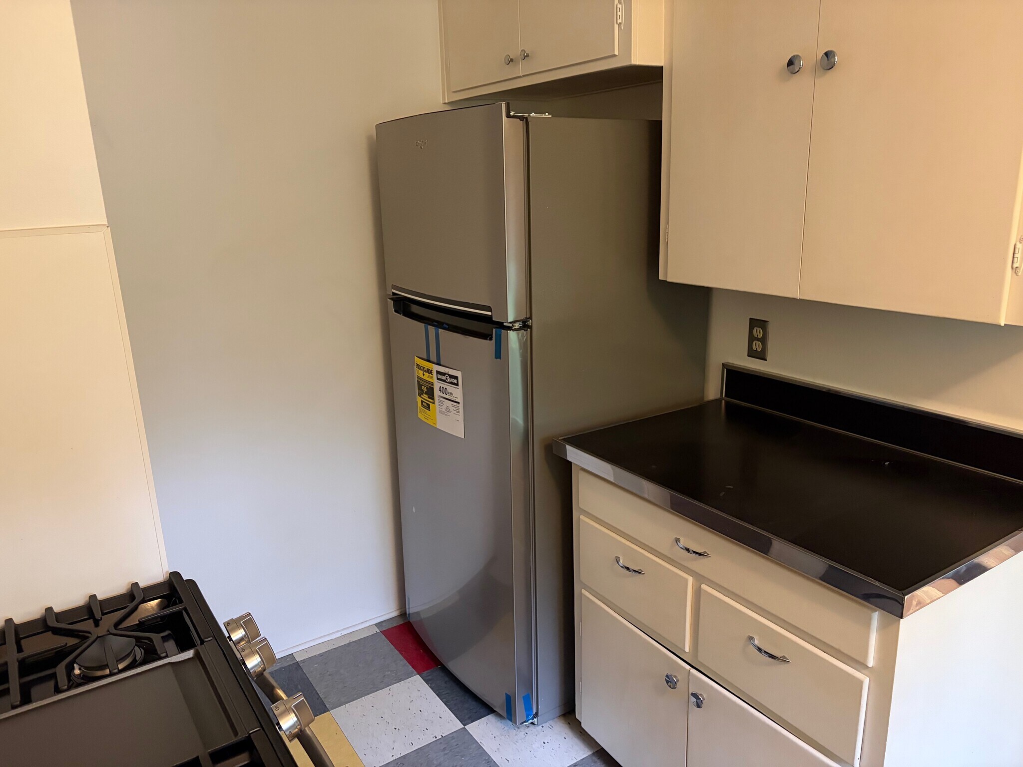 Kitchen - 5414 Village Grn