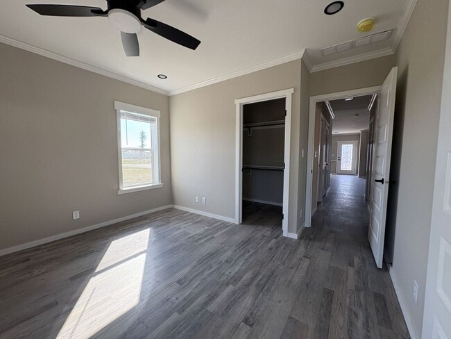 Building Photo - 1010 Morgan Jones Dr