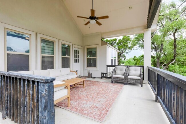 Building Photo - 728 Marbella Vista Way