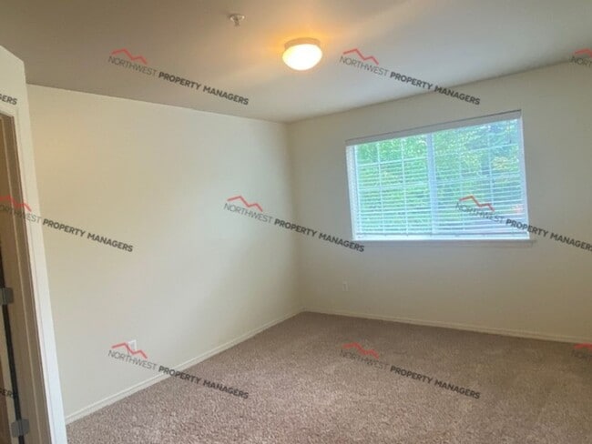 Building Photo - STATUS: AVAILABLE | R202 | $1895.00 + $100...