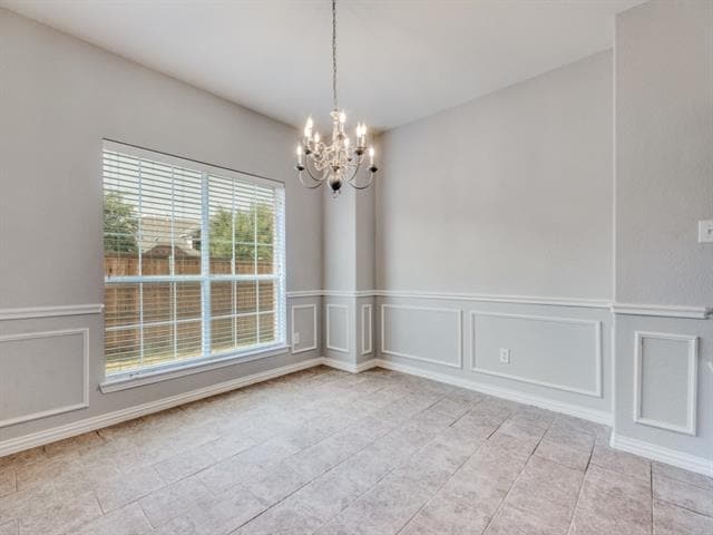 Building Photo - 2965 Lakemont Dr