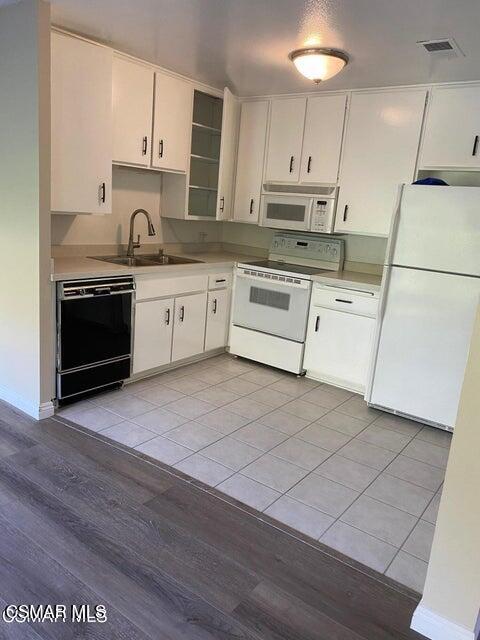 Building Photo - 286 Oak Leaf Dr