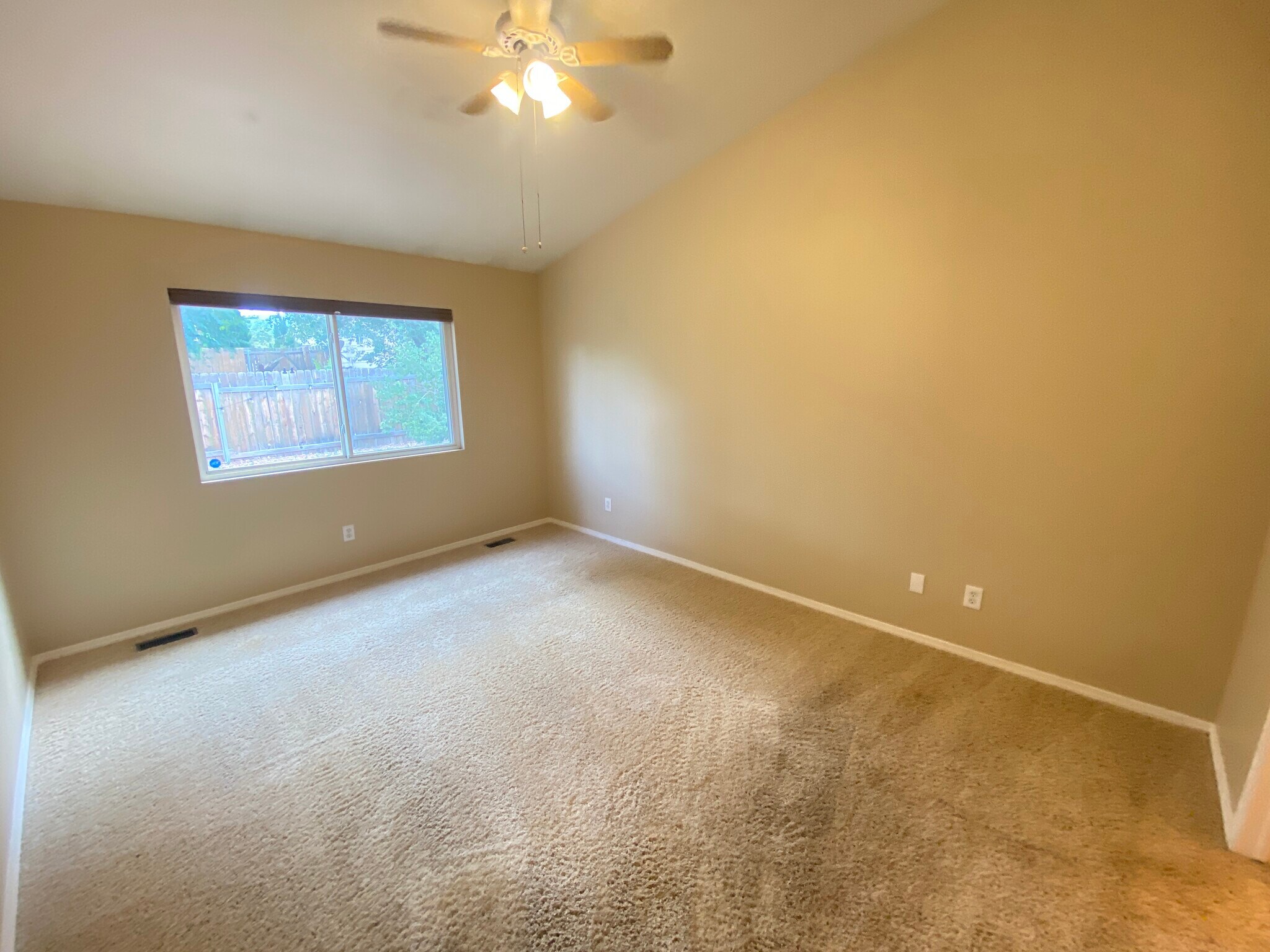 Building Photo - 1223 Gumwood Dr