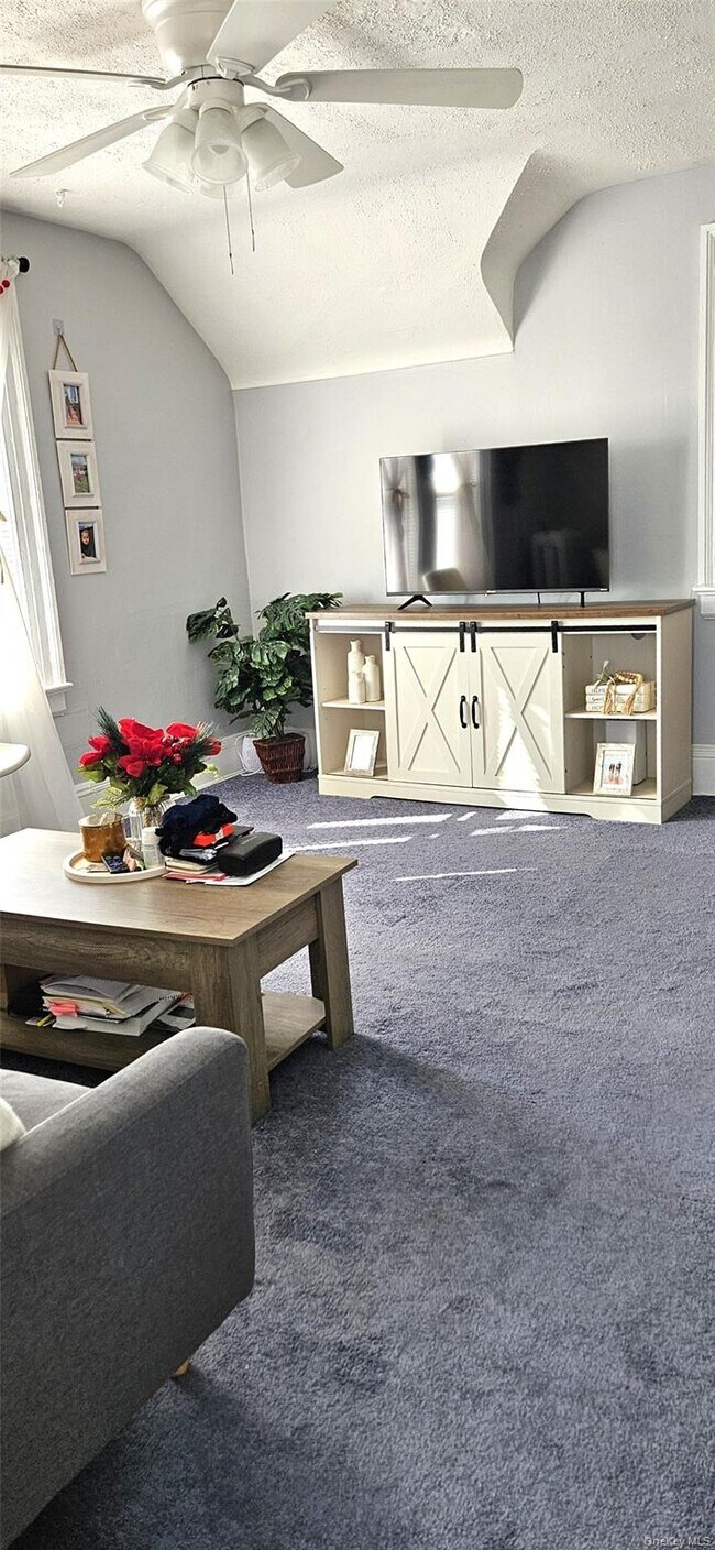 Building Photo - 56 4th Ave