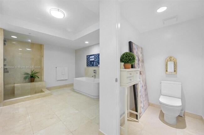Building Photo - 150 Sunny Isles Blvd