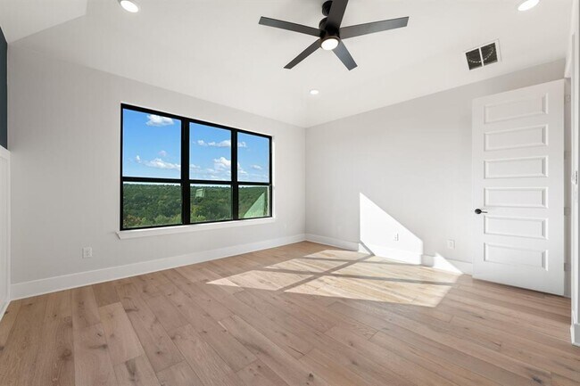 Building Photo - 6216 Bower Wl Rd