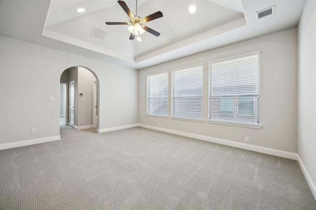 Building Photo - 975 Stampede Dr