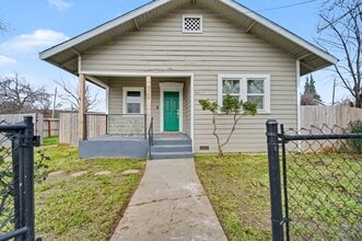 Building Photo - Beautifully Remodeled 3-Bedroom Home with Modern Upgrades