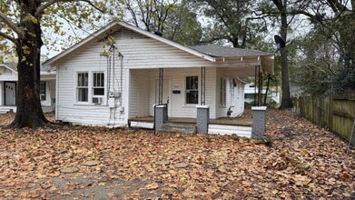 Building Photo - 701 Montgomery Ave