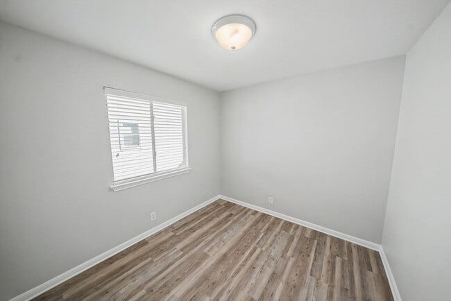 Building Photo - Updated Single-Story Home in Escondido North - Realtor Commission: $500