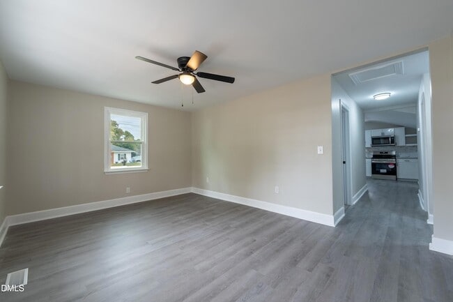 Building Photo - 1001 S Layton Ave