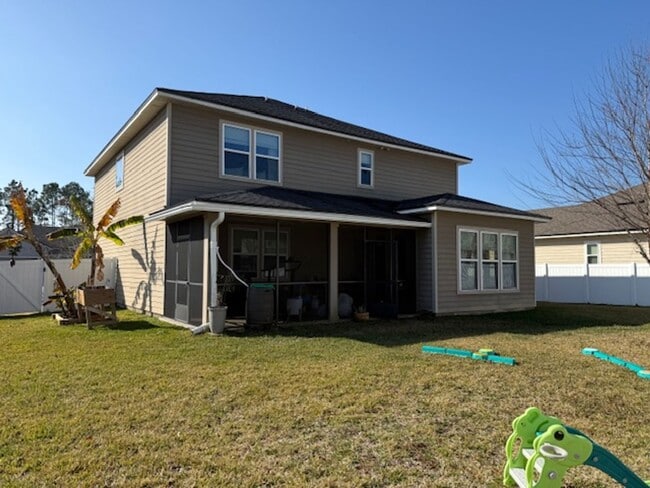 Building Photo - Like New 4/2.5 St. Augustine