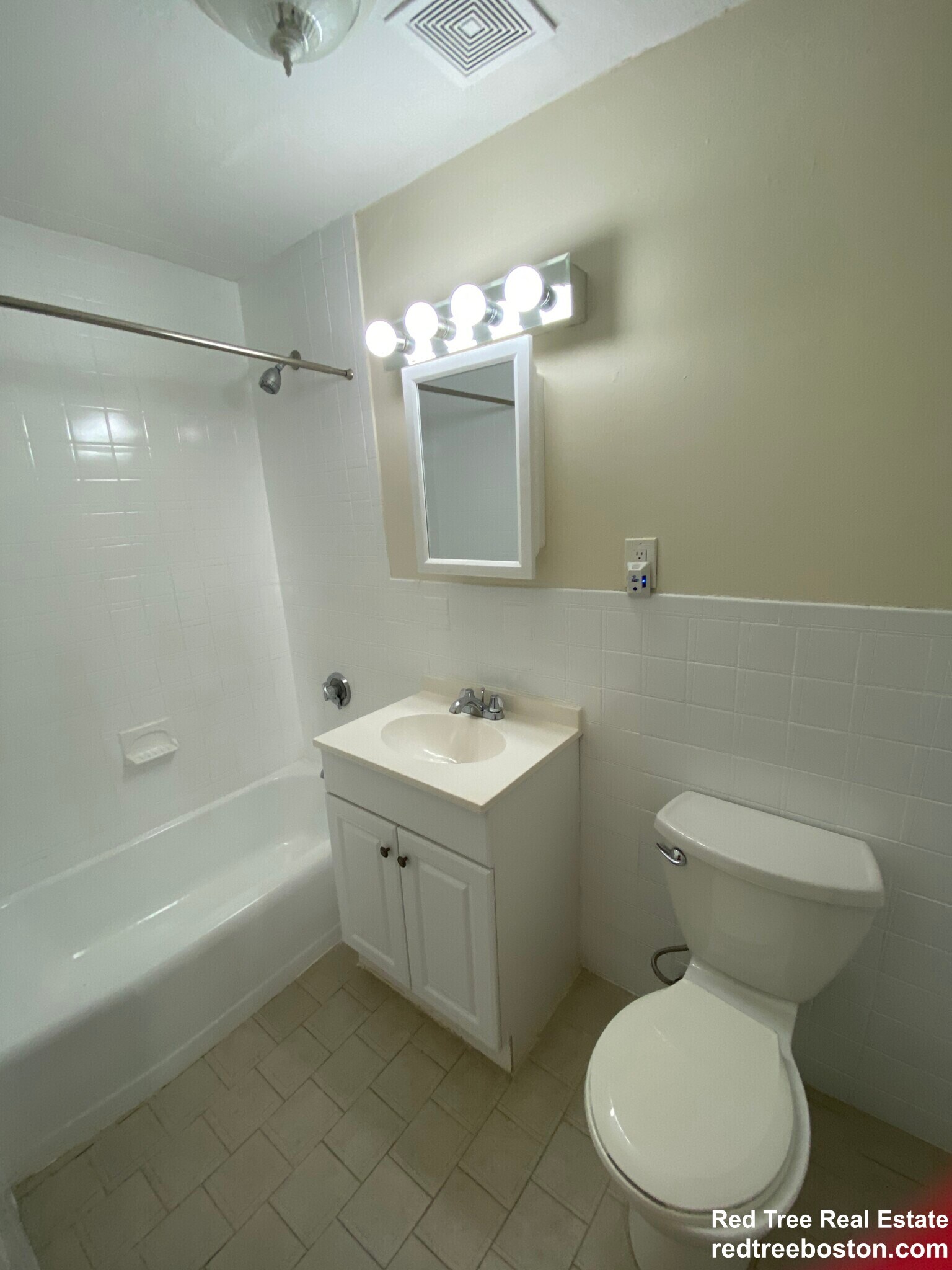 Building Photo - 34 Gardner St