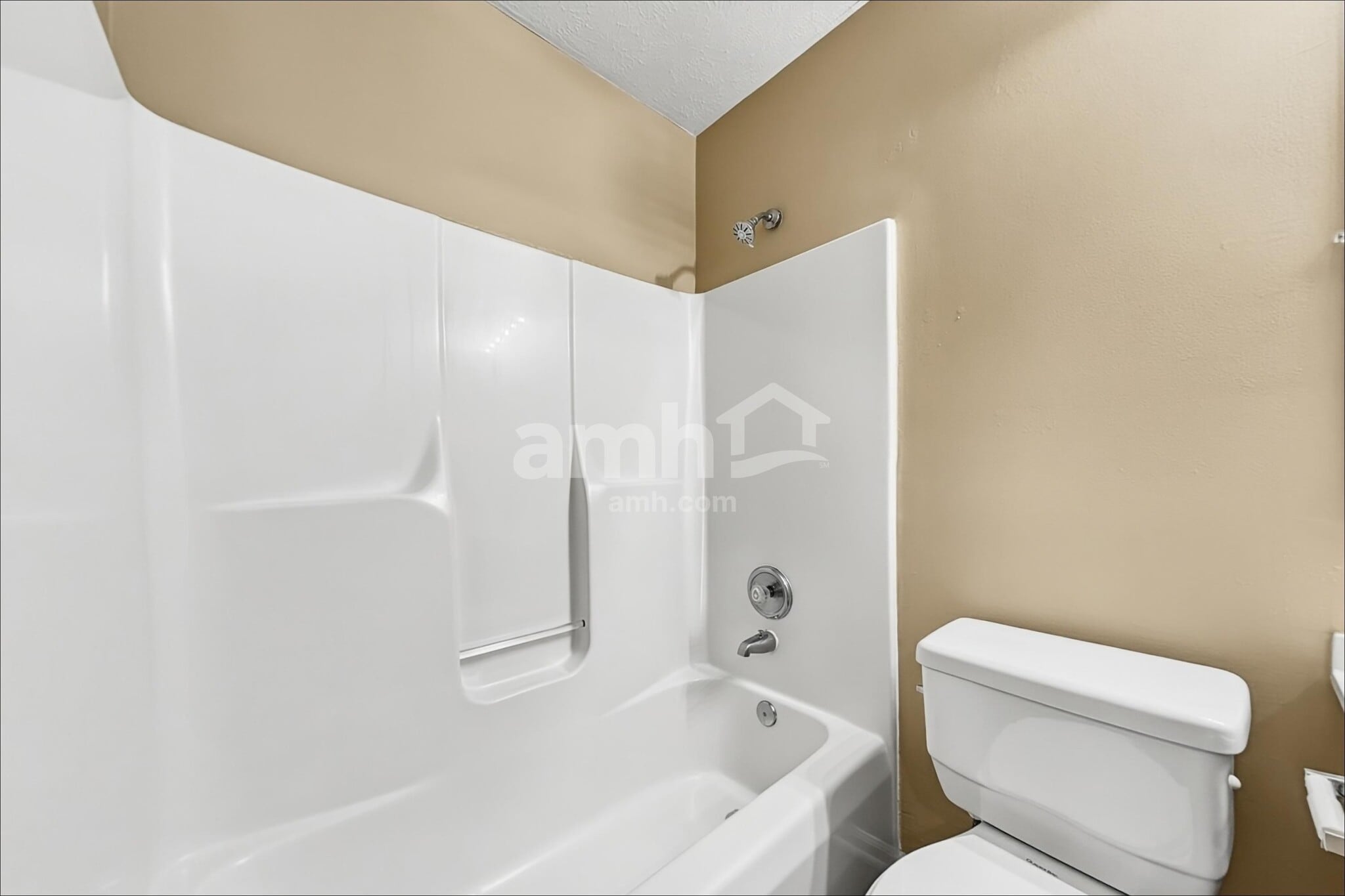 Building Photo - 6401 Sharps Ridge Ct