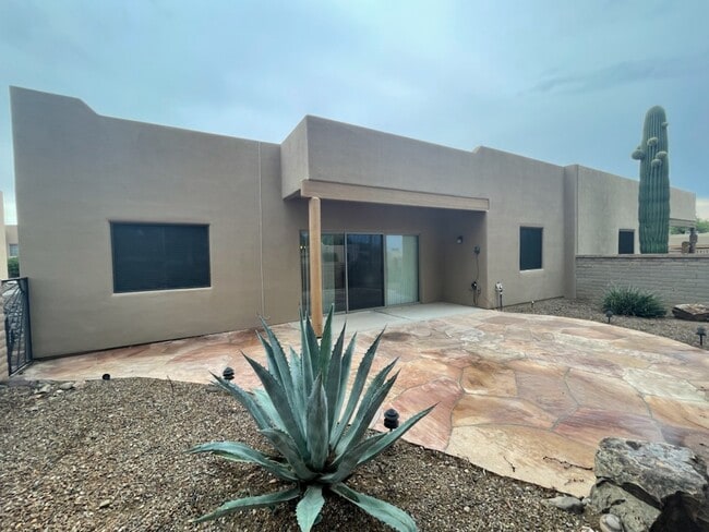 Building Photo - 3633 S Paseo de Los Nardos