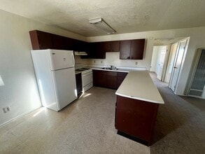 Building Photo - 73796 Cactus Dr