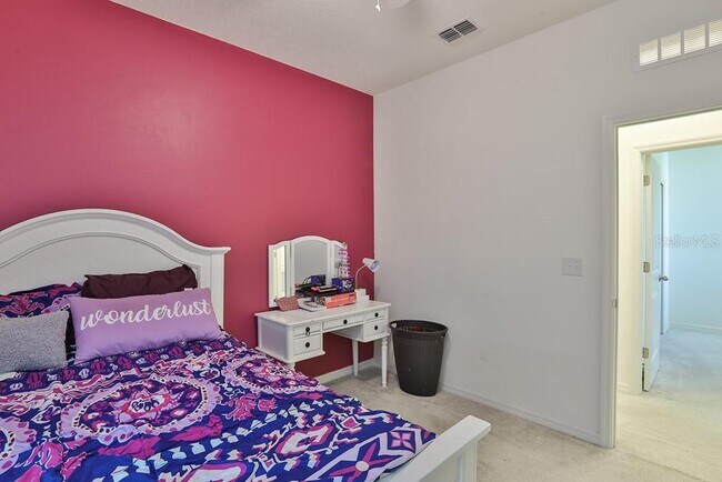 Building Photo - 10546 Medford Lakes Dr