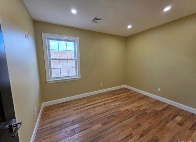 Building Photo - 240-02 147th Rd