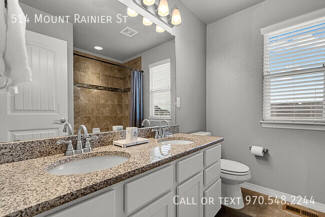 Building Photo - 514 Mount Rainier St