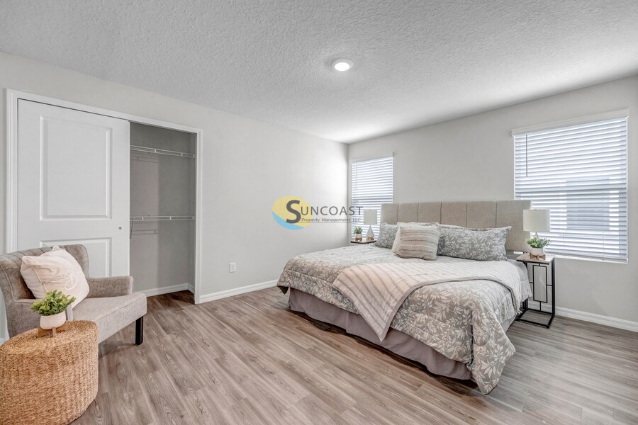 Building Photo - 6534 Sweetbay Ln