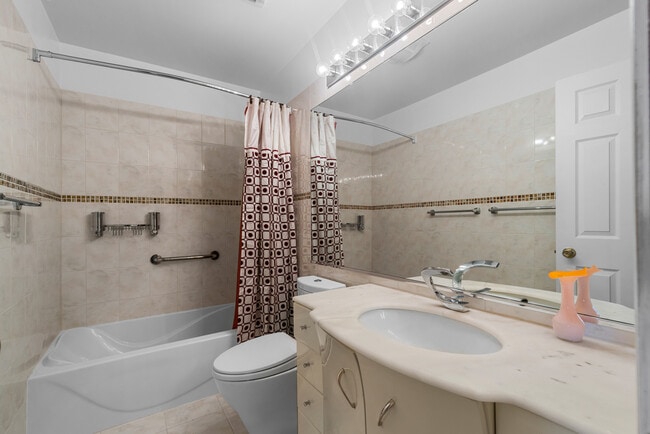 Building Photo - 8966 W Heathwood Cir