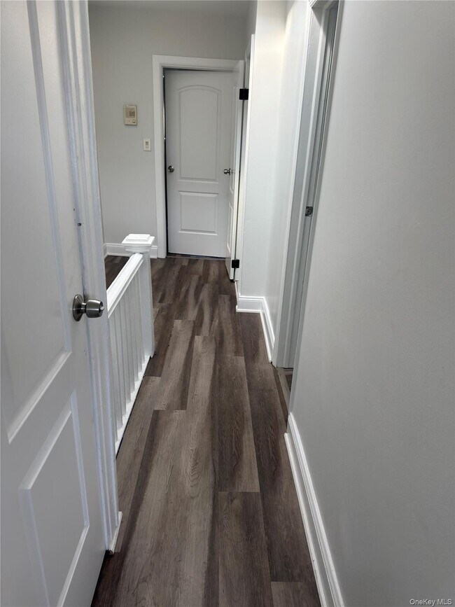 Building Photo - 219-07 Jamaica Ave