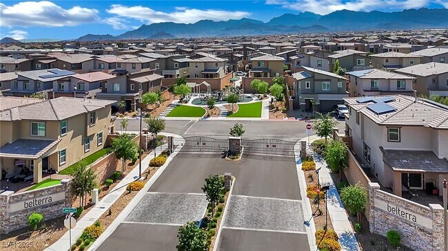 Building Photo - 8907 Roadrunner Ravine St