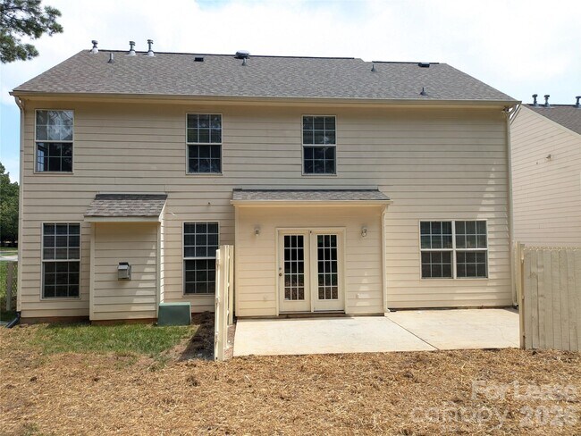 Building Photo - 106 Autry Ave