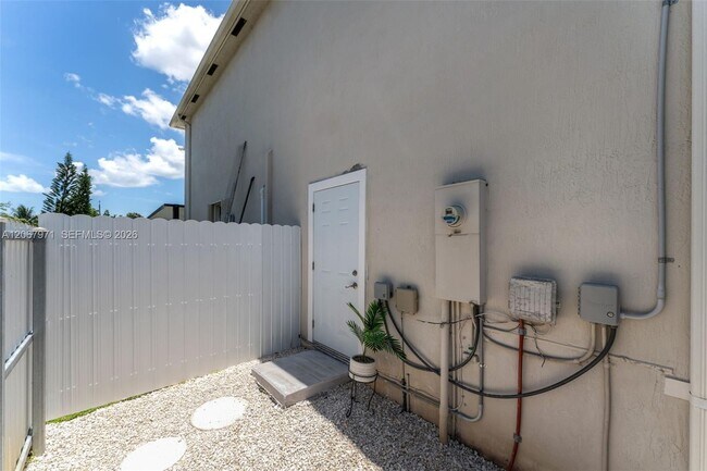 Building Photo - 29399 SW 143rd Pl