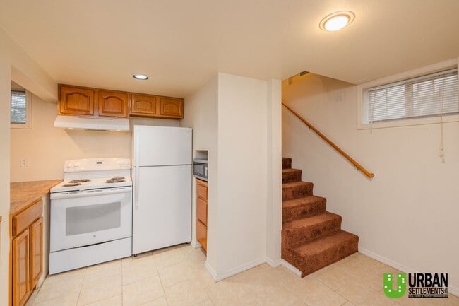 Building Photo - Cozy and charming 2-bedroom, 1-bathroom duplex in Cheney