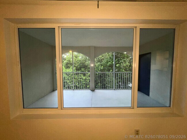 Building Photo - 815 Boynton Beach Blvd