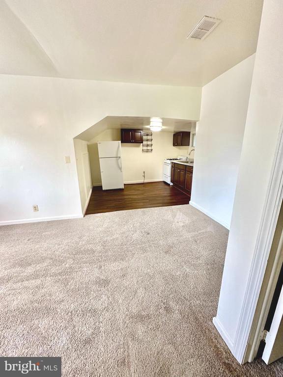 Building Photo - 806 18th St S