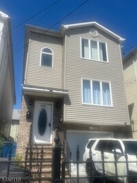Building Photo - 1089 Magnolia Ave