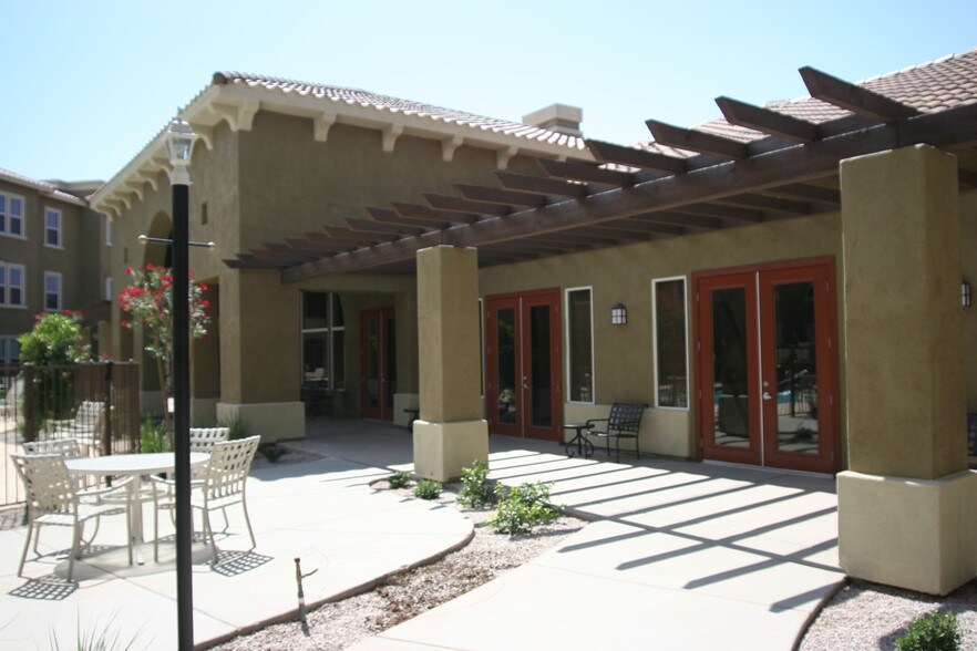 Senior Living at Matthew Henson Apartments 1045 S 8th Ave Phoenix AZ 85007 Apartment Finder