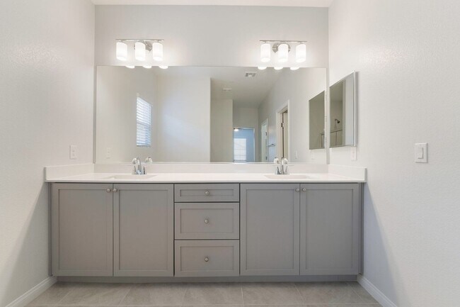 Building Photo - Modern Living in Cadence – 3 Bedroom Beauty!